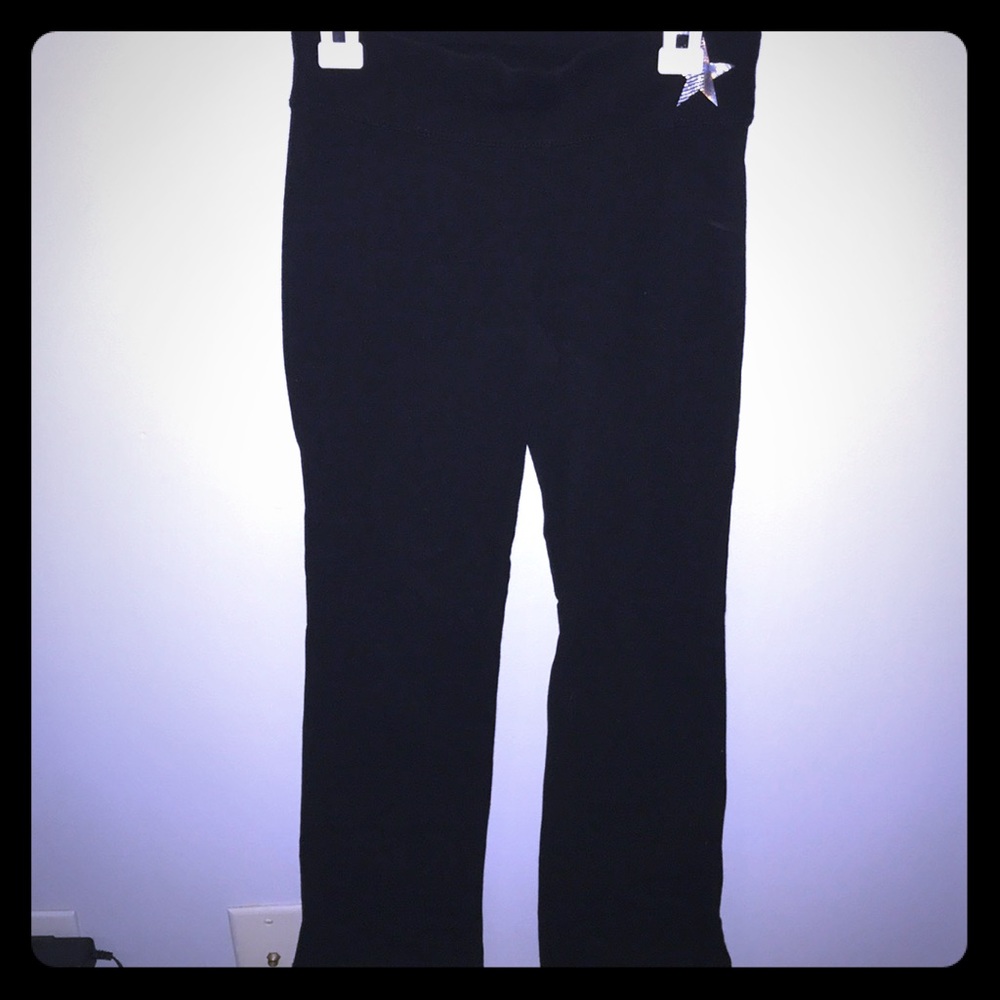 Comfy girls yoga pants.